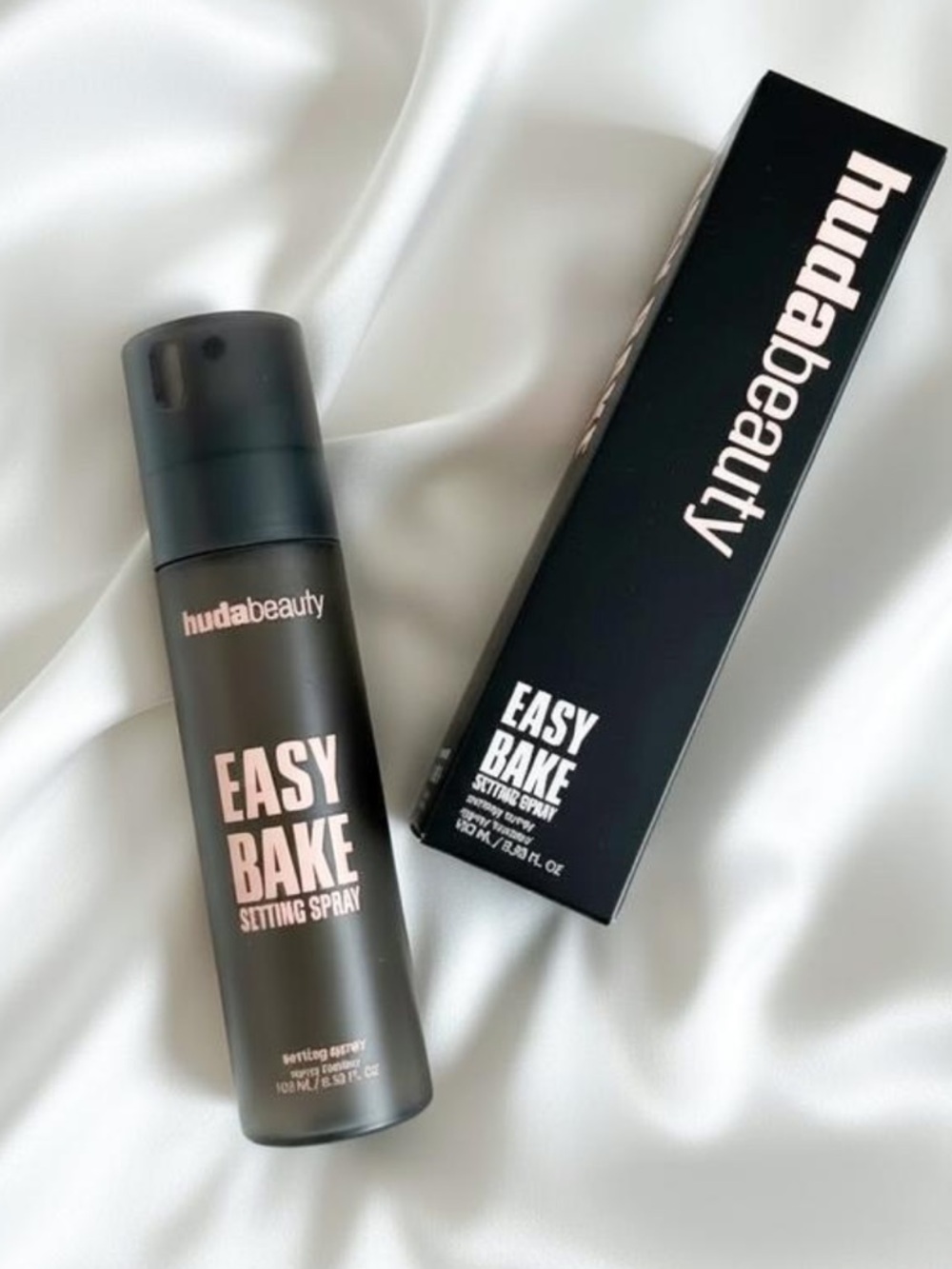 Huda Beauty Easy Bake Setting Spr4y Full Size NIB New In Box